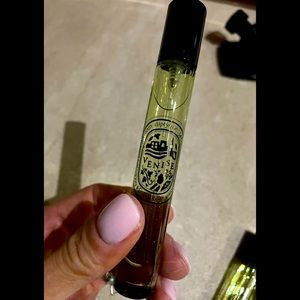 COPY - Diptique Venise travel size perfume